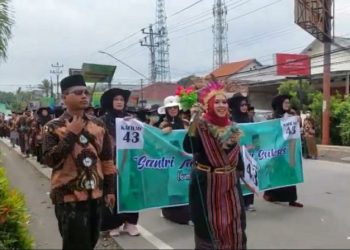 Penyuluh Kendal Semarakkan Karnaval Hari Santri Nasional