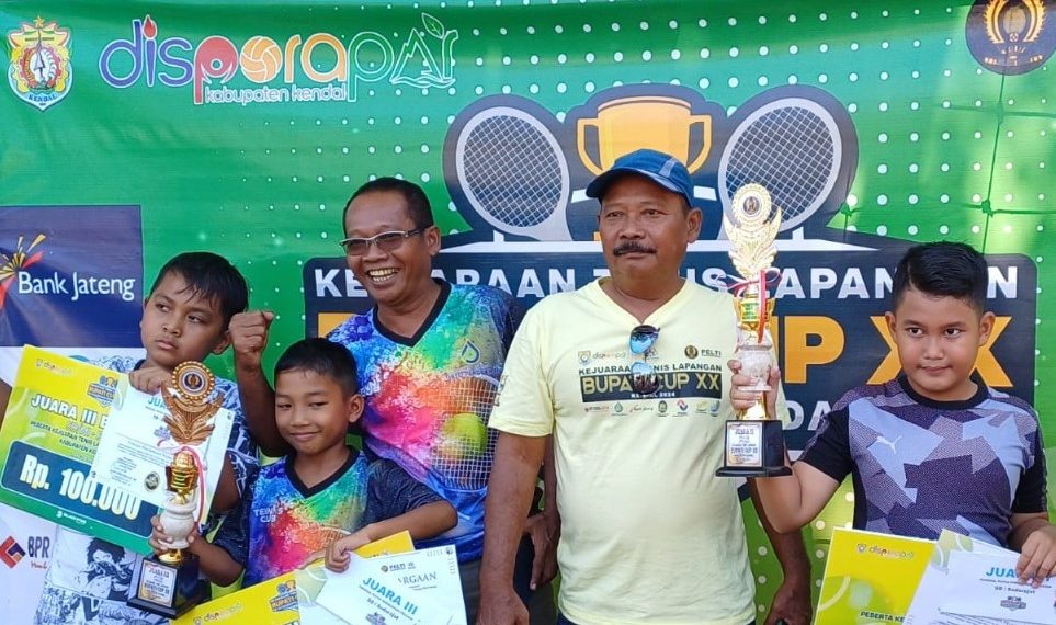 Siswa MIN 1 Kendal Raih Juara dalam Ajang Bupati Cup XX Tenis Lapangan