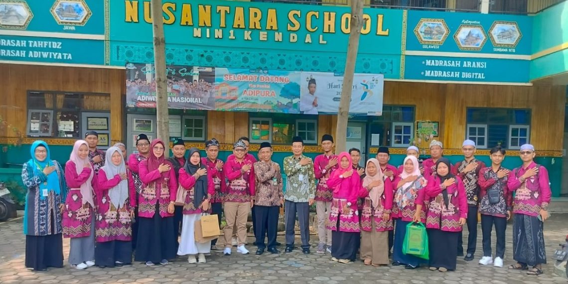 KKMI Kabupaten Tanah Laut Kalimantan Selatan Studi Tiru ke MIN 1 Kendal