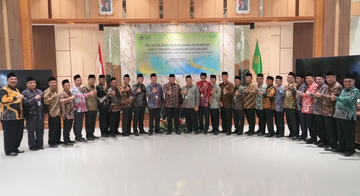Dua Kepala Madrasah di Wilayah Kemenag Kendal Resmi Dilantik oleh Kepala Kanwil Kemenag Jawa Tengah