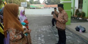 Kasi PAIS Lepas Peserta Gebyar PAI TK Tingkat Jawa Tengah