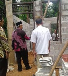 Tim Baznas Pantau Progres Bedah Rumah Di Kangkung