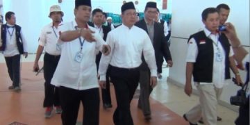 Lontar Jumroh Hari Pertama Berjalan Lancar