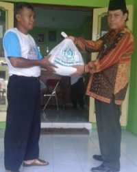 UPZ Kemenag Kendal Tasarufkan Zakat