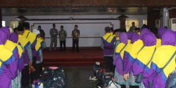 CJH Kloter 71 Dilepas Kabag Kesra