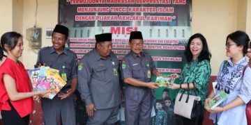 Filantropi Asia Kunjungi Madrasah serta Sekolah di Kendal dan Semarang