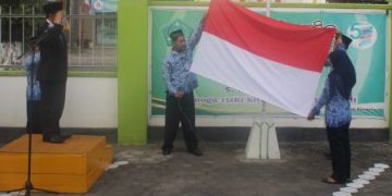 Kemenag Kendal Gelar Upacara HUT Kemerdekaan RI Ke 71