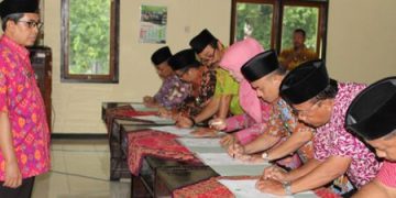 Kemenag Kendal Adakan Penandatanganan Perkin dan Pakta Integritas