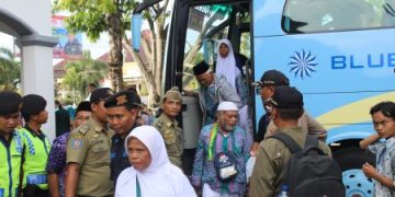 Jamaah Haji Kloter 71 Tiba Di Kendal