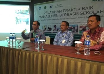Madrasah Mitra PINTAR Tanoto Foundation Dilatih Manajemen Berbasis Madrasah