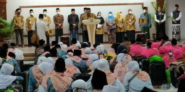 Calon Jamaah Haji Kendal Kloter 10 Berangkat ke Embarkasi