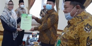 Penyerahan Ijop, Gali Keunggulan Lokal Madrasah Sebagai Branding