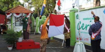 Gugah Semangat Kemerdekaan Kemenag Kendal Laksanakan Upacara HUT RI ke 77