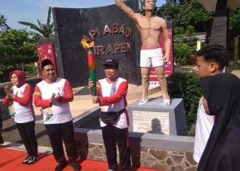 Kobarkan Semangat Pospenas IX dari Sumber Api Abadi