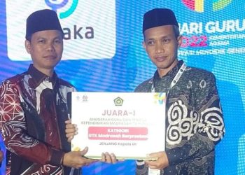Kepala MIN 1 Kendal Juara I Anugerah GTK Berprestasi 2022