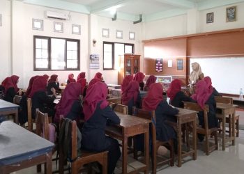 Penyuluh Kota Kendal Ingatkan Bahaya Nikah Usia Dini