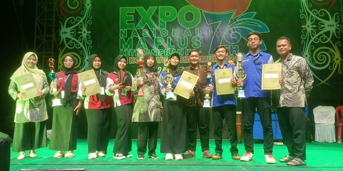 MAN Kendal Raih Prestasi Gemilang di “EXPO NASIONAL MA PLUS KETERAMPILAN 2024”