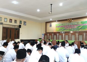 Kick Off HAB Ke-79, Kankemenag Kendal Gelar Khotmil Qur’an