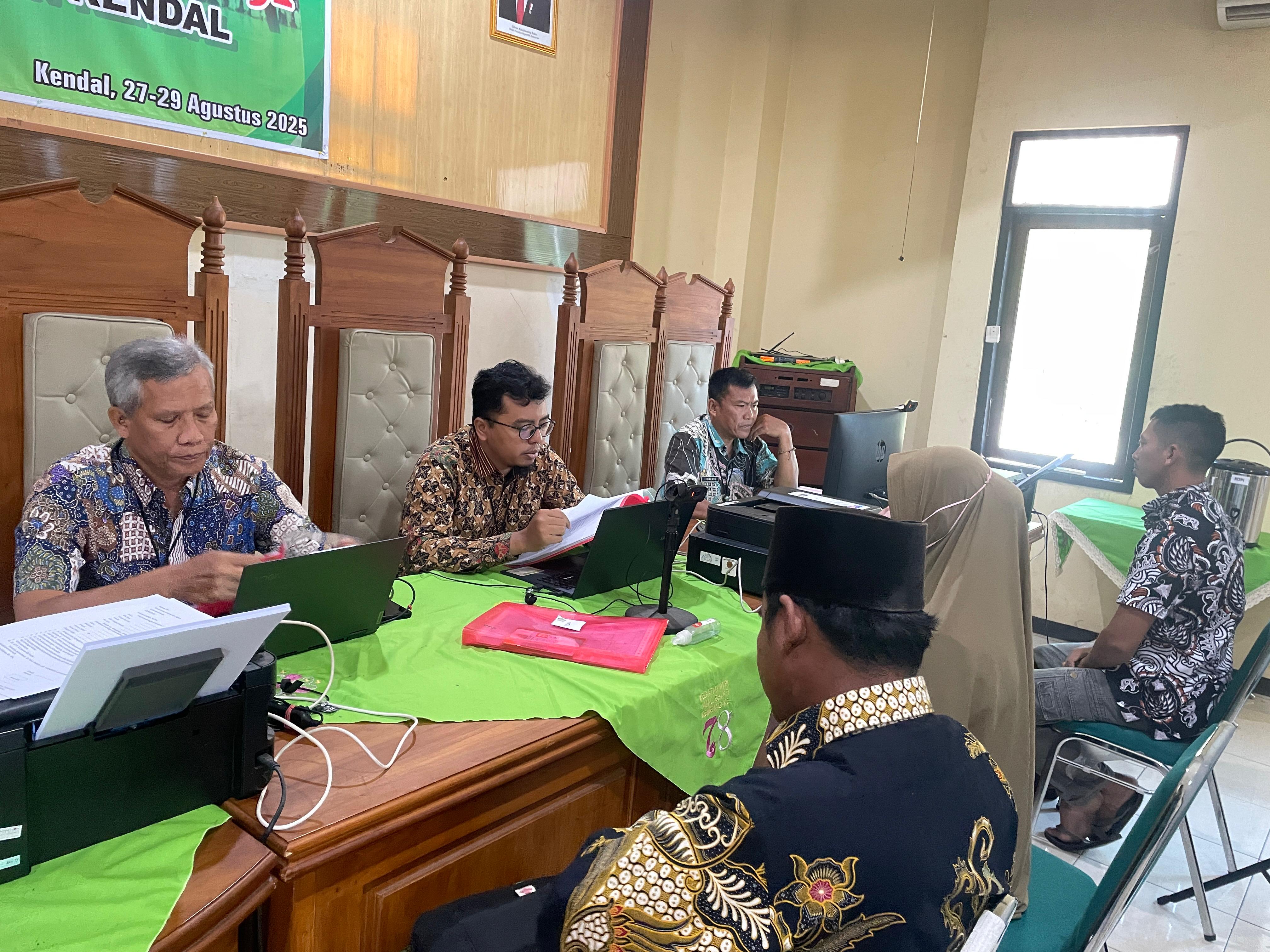 Niat Suci Tak Terputus, Proses Pelimpahan Porsi Haji Dilaksanakan di Kemenag Kendal