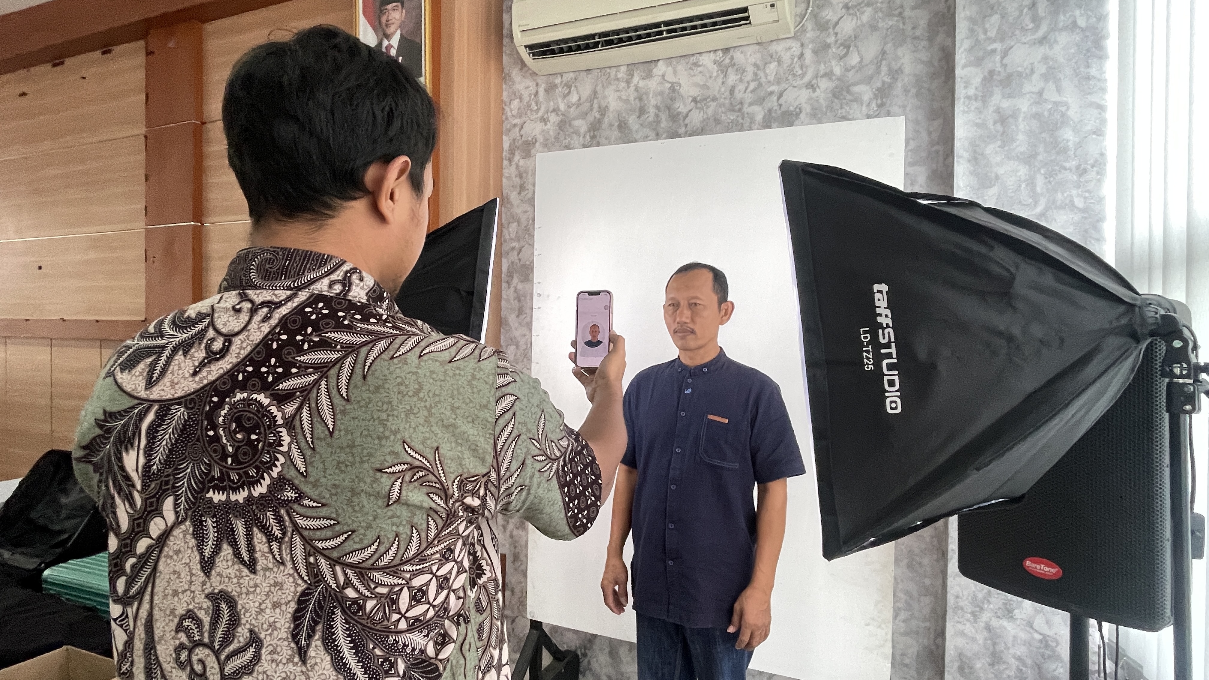 Proses Bio Visa Dimulai! Kemenag Kendal Pastikan Semua Data Jemaah Aman dan Lengkap