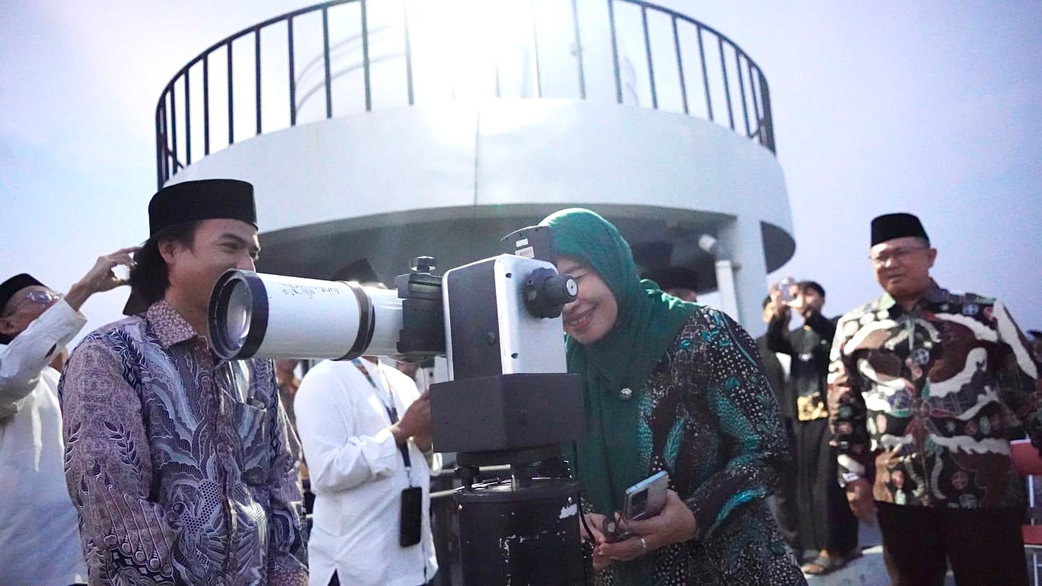 Plt. Kepala Kemenag Kendal Ikut Pantau Hilal Penentuan 1 Syawal 1447 H