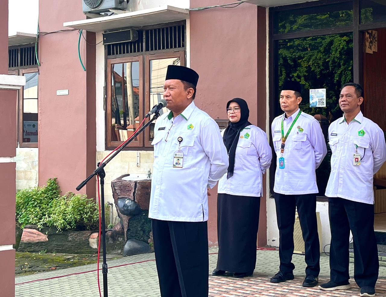 Apel Pagi Kemenag Kendal, Taufiqur Rahman Tekankan Peran ASN sebagai Pelayan Publik