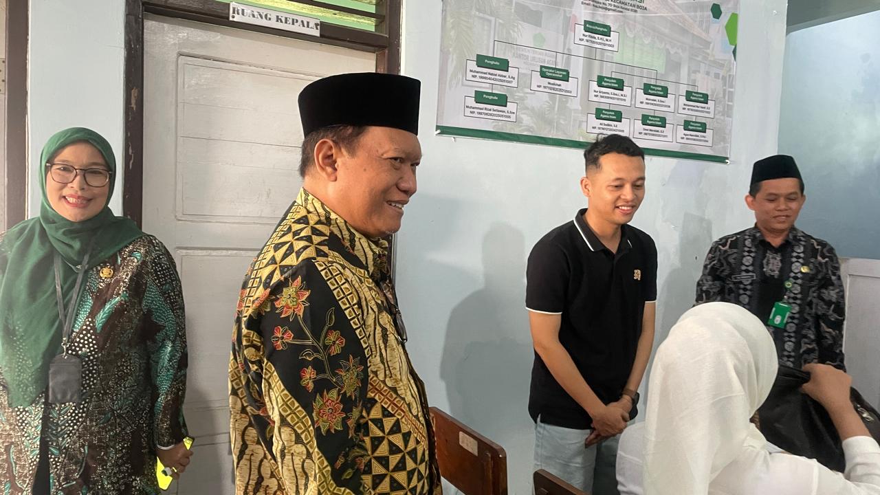 Pastikan Layanan Optimal, Kakankemenag Kendal Lakukan Sidak di KUA Boja