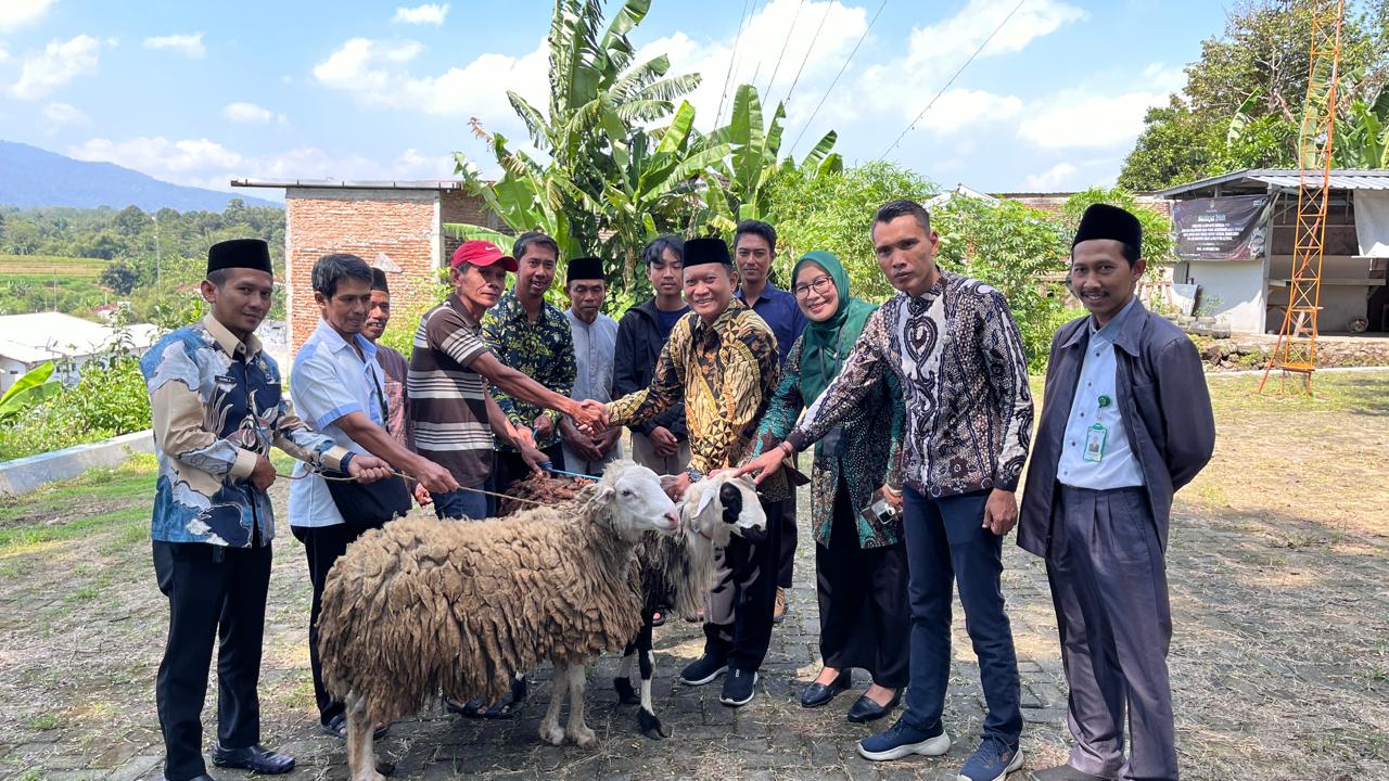 Pastikan Layanan Optimal, Kakankemenag Kendal Lakukan Sidak di KUA Boja